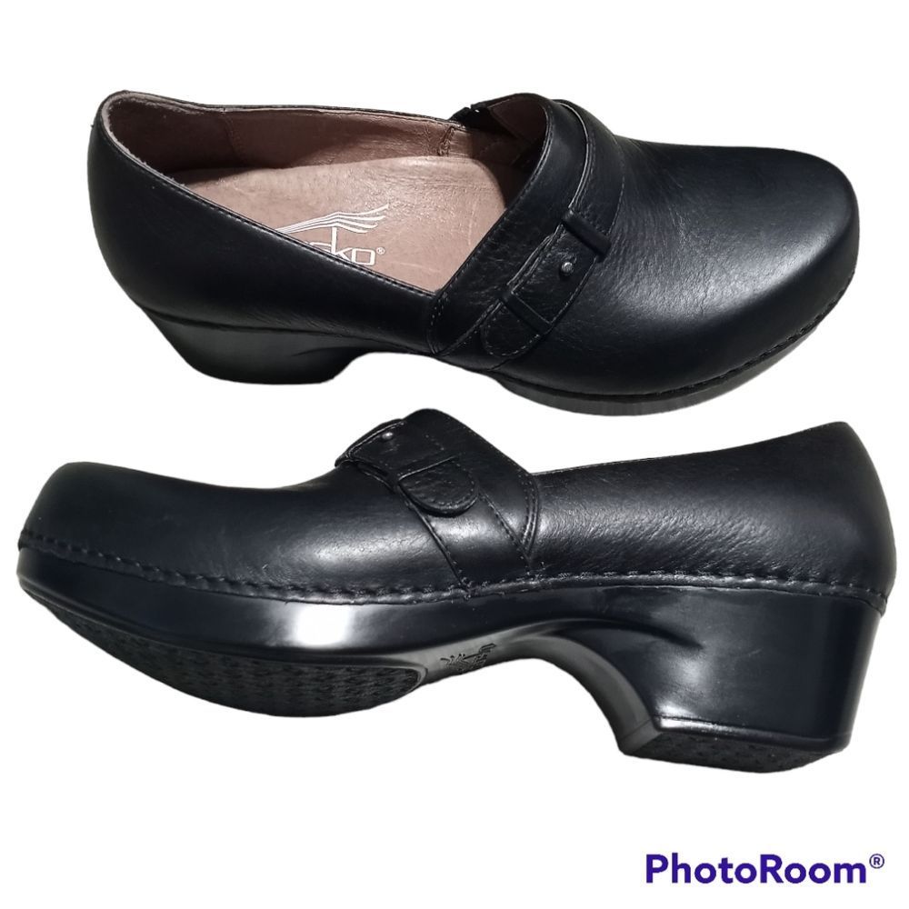 Dansko Terri Neutral Support  Size 40/ US 9.5-10 made for The Walking Company